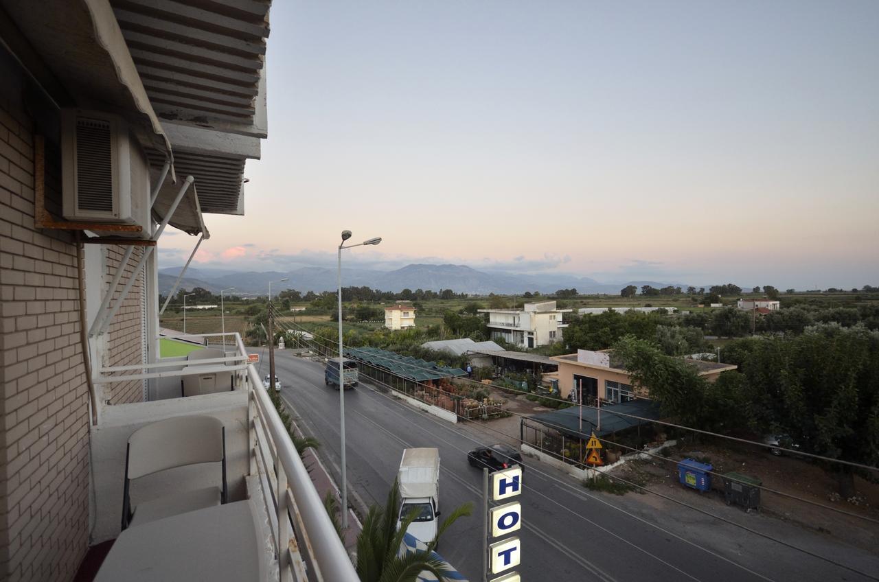 Messini Hotel Exterior foto